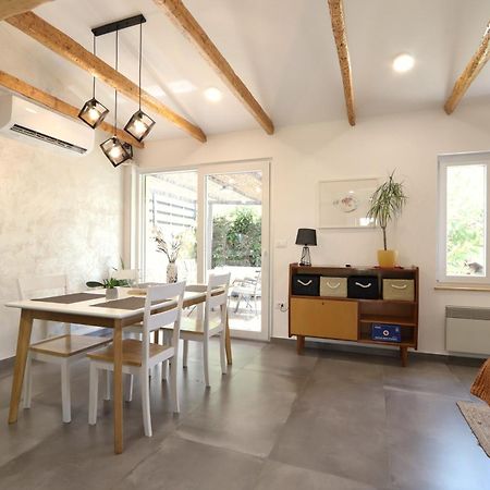 Holiday House "Laurus Garden" With Private Parking Medulin Ngoại thất bức ảnh